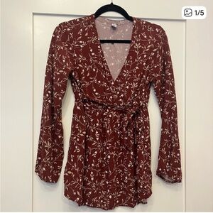 Old Navy Maternity Red Floral Women's Top